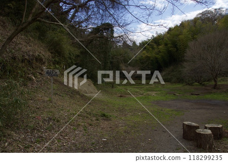 鎌倉市山崎台峰綠地、北大路魯山神星岡窯遺址 鎌倉市山崎台峰綠地、北大路魯山神星岡窯遺址 118299235