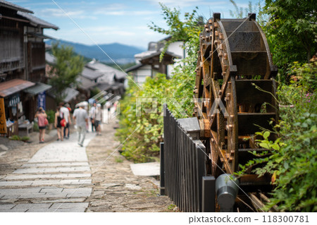 Water wheels of Magome Inn 118300781