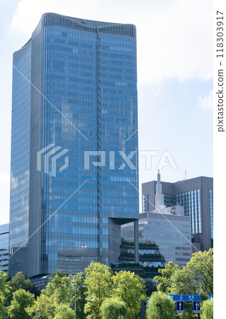 Skyscrapers seen from the square in front of the Imperial Palace Skyscrapers seen from the square in front of the Imperial Palace 118303917