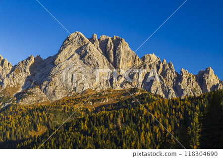 Landscape near Sella di Razzo and Sella di Rioda pass, Carnic Alps, Friuli-Venezia Giulia, Italy Landscape near Sella di Razzo and Sella di Rioda pass, Carnic Alps, Friuli-Venezia Giulia, Italy 118304690