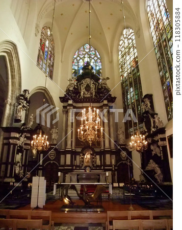 Saint-Michel Cathedral (Brussels/Belgium) Chapel Saint-Michel Cathedral (Brussels/Belgium) Chapel 118305884