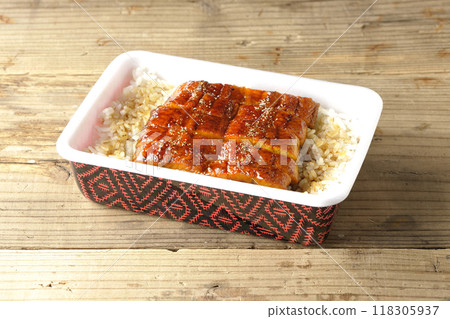 鰻魚盒午餐 118305937