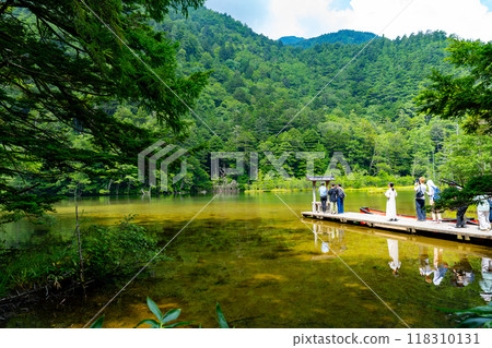 Scenery of Myojin Pond in Kamikochi 118310131