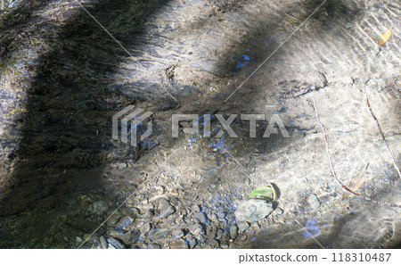 清澈的山水 118310487