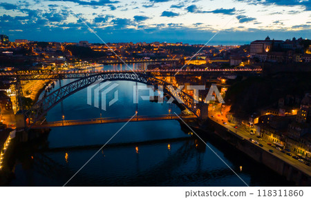 Night view of Porto, Portugal 118311860
