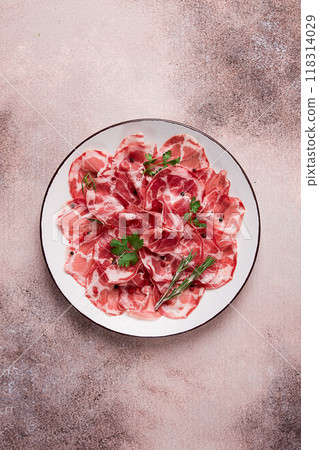 sliced cured ham, prosciutto, italian dish, delicacy, parma ham, top view, no people, sliced cured ham, prosciutto, italian dish, delicacy, parma ham, top view, no people, 118314029