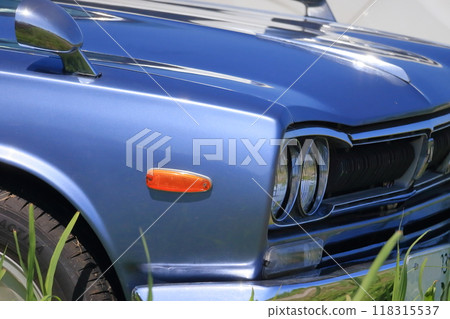 Japanese classic cars 118315537