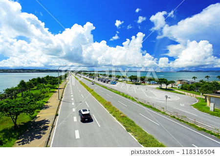 Okinawa Uruma City Undersea Road Drive 118316504