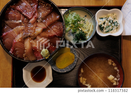 Lunch Pickled Rice Bowl (Aomori Prefecture) 118317382