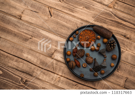Table photo Table photo 118317663