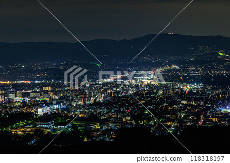 初秋奈良若草山夜景 新日本三大夜景 奈良若草山 ➂ 初秋奈良若草山夜景 新日本三大夜景 奈良若草山 ➂ 118318197