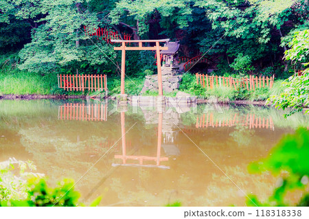 位於奈良縣櫻井市三輪的能量景點八龍王、弁財天、大神、黑神神社的照片。 位於奈良縣櫻井市三輪的能量景點八龍王、弁財天、大神、黑神神社的照片。 118318338
