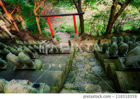 位於奈良縣櫻井市三輪的能量景點八龍王、弁財天、大神、黑神神社的照片。 118318359