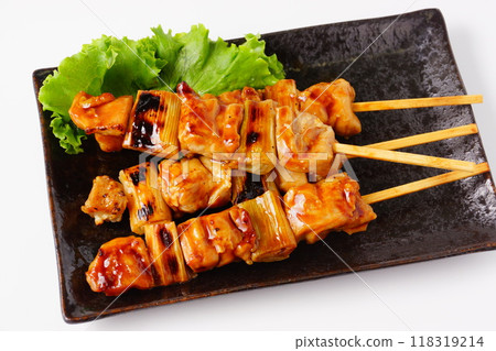 烤雞肉串尼吉瑪 烤雞肉串尼吉瑪 118319214