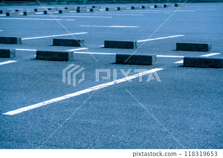  Parking Lot 118319653