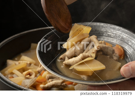 安排內臟燉菜 安排內臟燉菜 118319979
