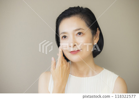 中年女性美麗形象 中年女性美麗形象 118322577