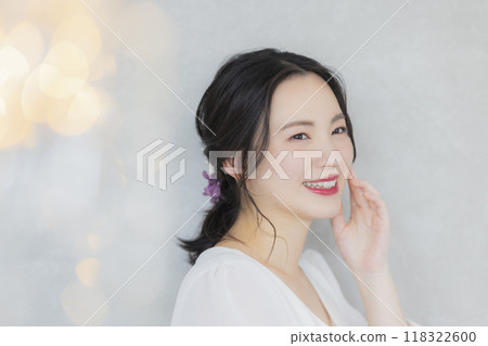 Young woman, beauty image Young woman, beauty image 118322600