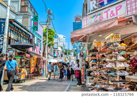 Cityscape of Shibuya, Tokyo Harajuku / Takeshita Street 118325766