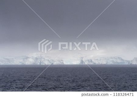 Antarctic landscape near Brabant Island 118326471