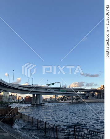 隅田川上的高速公路 隅田川上的高速公路 118330742