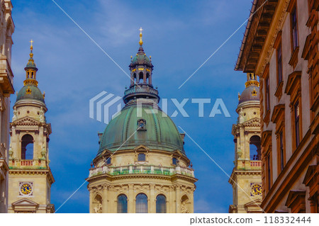 Basilica Dome Close-up 118332444