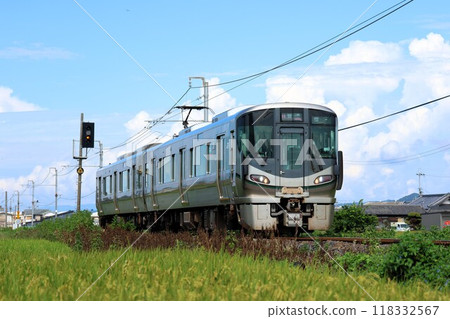 [JR West] 227 series 1000 series (Wakayama Line: Tainose - Sendan) 118332567