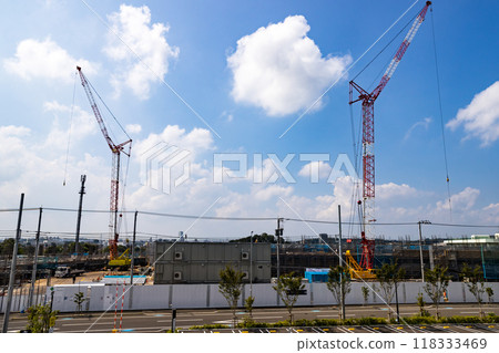 Apartment construction site: Heavy equipment crawler crane Apartment construction site: Heavy equipment crawler crane 118333469