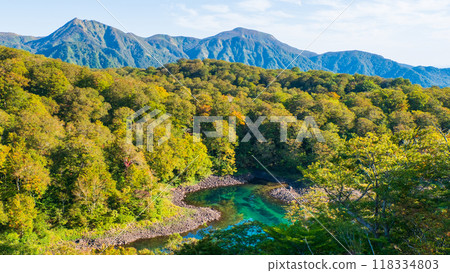 Autumn climbing of Mt. Yakeishiri (Tsubunuma Course): Ishinuma and Mt. Tenjiku, Mt. Keizuka, and Mt. Komagatake 118334803