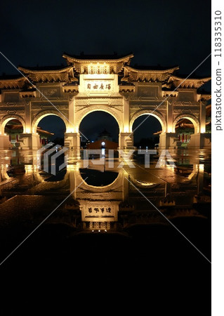 National Chiang Kai-shek Memorial Hall/Freedom Square Pavilion/Light-up (Taipei City, Taiwan) National Chiang Kai-shek Memorial Hall/Freedom Square Pavilion/Light-up (Taipei City, Taiwan) 118335310