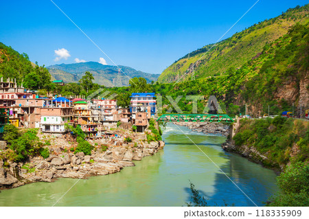 Sutlej river in Luhri village, India 118335909