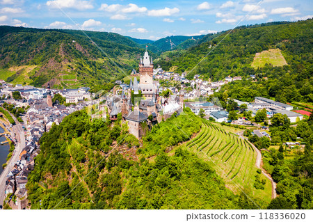 Reichsburg Castle in Cochem, Germany Reichsburg Castle in Cochem, Germany 118336020