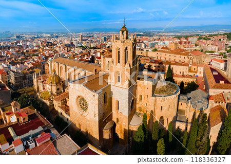 Cathedral of Tarragona aerial panoramic view 118336327