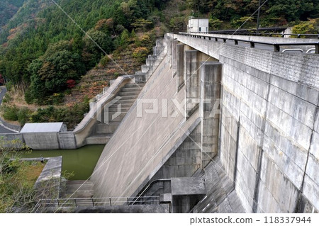 滋賀縣甲賀市_野洲川大壩7_2023年11月 118337944