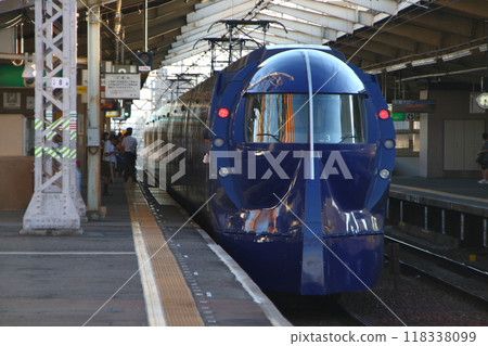 Nankai Electric Railway: Airport Express Rapi:t (Namba ⇔ Kansai Airport) 118338099