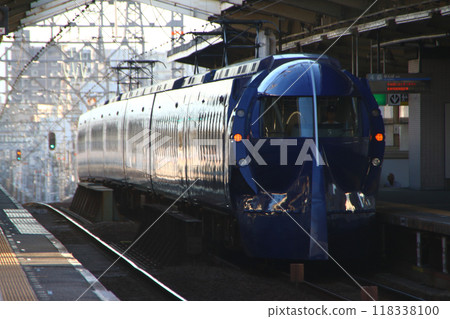 Nankai Electric Railway: Airport Express Rapi:t (Namba ⇔ Kansai Airport) 118338100