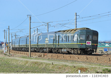 Hokuriku Main Line Kaga Kasama-Mikawa JR West Kani 24-13 (Miyahara) Twilight Express 118341403