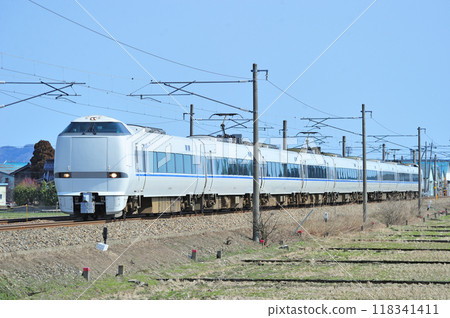 北陸本線 福岡五十鈴 JR西日本 683系 T47編組（金澤） Thunderbird 118341411