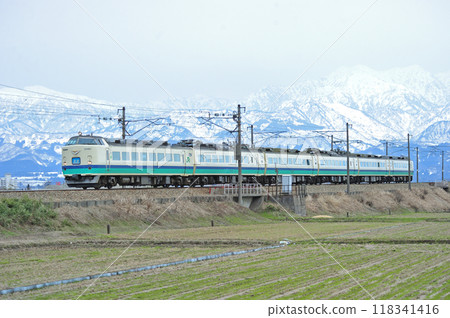 北陸本線水橋東富山JR東485系列T11編隊(新潟)北越 北陸本線水橋東富山JR東485系列T11編隊(新潟)北越 118341416