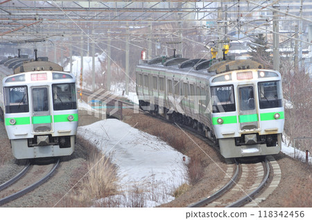 Chitose Line Kitahiroshima-Shimamatsu JR Hokkaido 721 series F-3123 train F-5102 train (Sapporo) Chitose Line Kitahiroshima-Shimamatsu JR Hokkaido 721 series F-3123 train F-5102 train (Sapporo) 118342456