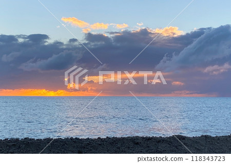 Sunset Sky Over The Sea, Beautiful Cloudscape, Dramatic Landscape 118343723