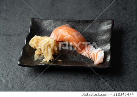Sushi Sushi 118345474