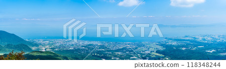 Panorama of fresh greenery from Nita Pass No. 2 Observation Point [Unzen City, Nagasaki Prefecture] 118348244