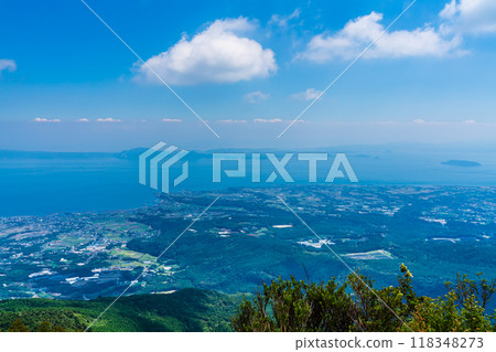 A view of fresh greenery from Nita Pass No. 2 Observation Point [Unzen City, Nagasaki Prefecture] 118348273