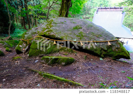 Arahabaki Boulders 118348817