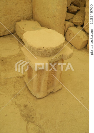 Hajar Im 的祭壇是馬耳他的巨石寺廟之一,也是世界遺產 Hajar Im 的祭壇是馬耳他的巨石寺廟之一,也是世界遺產 118349700