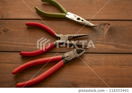 Used tools Used tools 118353491