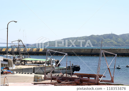 Scenery from Akashi Fishing Port (Akashi City, Hyogo Prefecture) 118353876