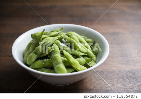 Boiled Edamame 118354872