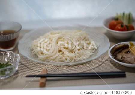 夏天吃清爽的素麵 118354896